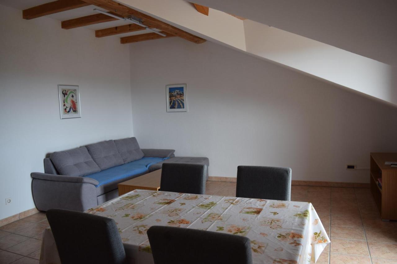 Apartments Grgic Novigrad Istria المظهر الخارجي الصورة