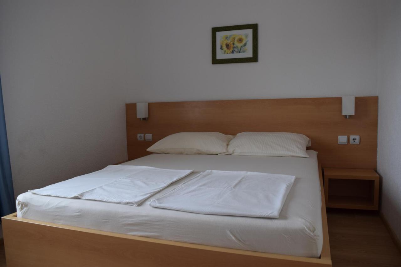 Apartments Grgic Novigrad Istria المظهر الخارجي الصورة